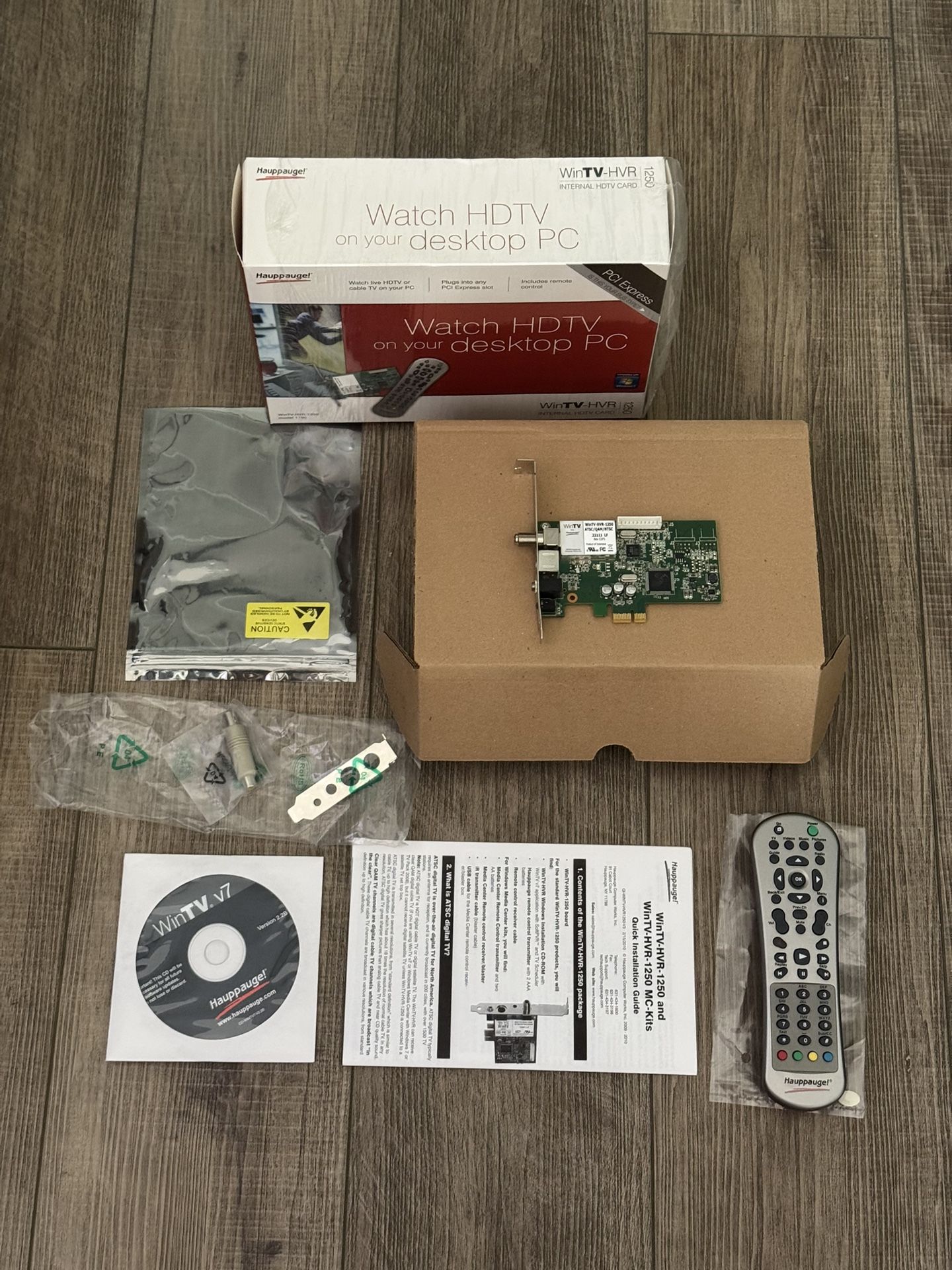 WinTV-HVR 1250 Internal HDTV Tuner Card - Box, Remote, SVGA + SFF Bracket
