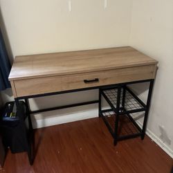 Modern student/college desk 