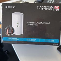 D-Link Wireless AC750 Dual Band Cloud Router