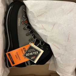  CRISPI Lapponia lll GTX Boots  2 Available In This Style 
