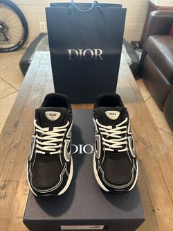 Dior B30 Sneakers Black and White size 8-9-10-11-12 available new with box and bag