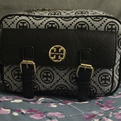 Crossbody 