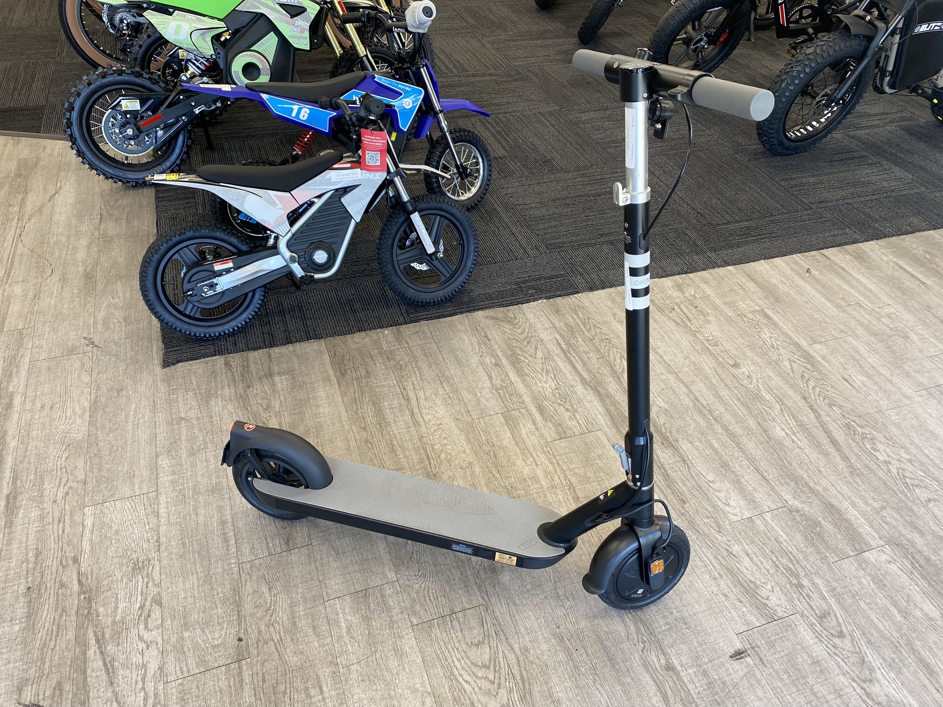 Okai Neon Lite ES10 E Scooter