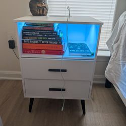 Set of 2 Modern Smart Nightstands – LED Light & Wireless Charging