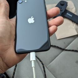 iPhone SE 2nd Gen Factory Unlock (New)