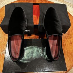 Magnanni Men's Dorio Venetian Velvet Loafers