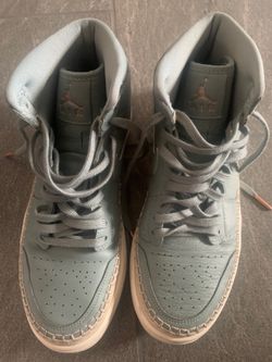 Nike Air Jordan 1 Retro Wms Size 10