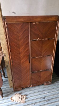 Vintage Art Deco Waterfall Chifforobe – 4 Drawers – Restoration Project