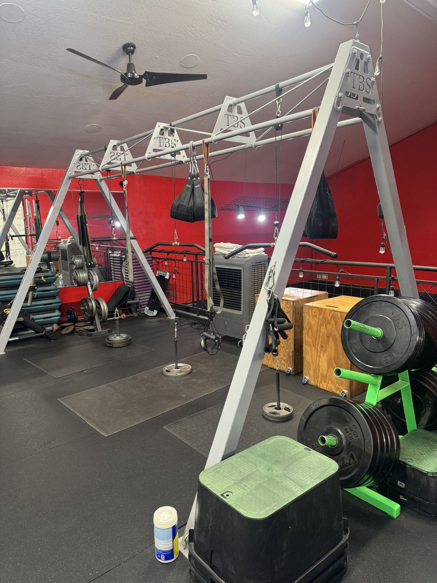 A frame TRX Weight Pulleys