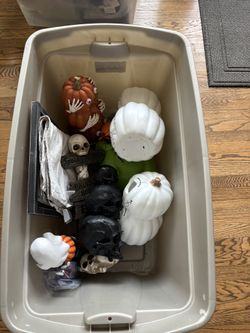 halloween decor box 