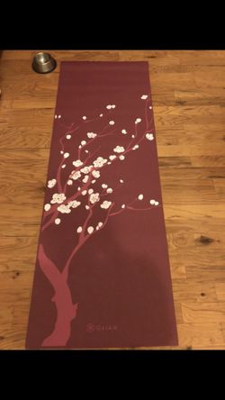 Gaiam yoga mat