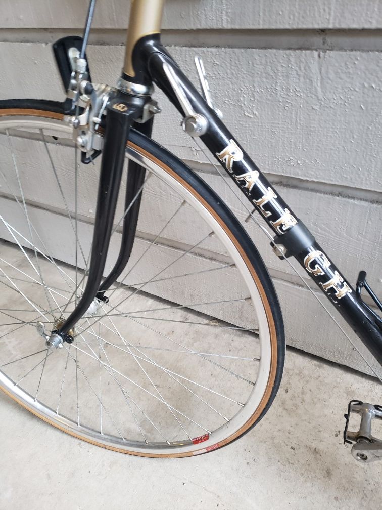 Vintage - Raleigh Super Course road bike for Sale in Forney, TX - OfferUp
