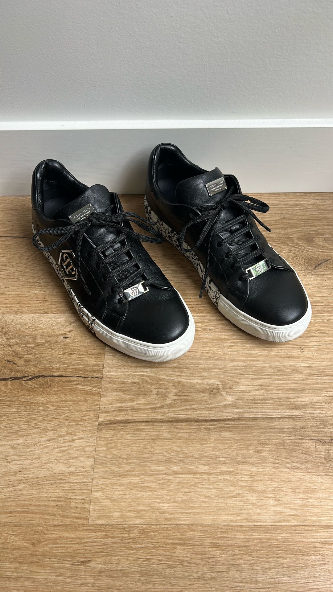 Philipp Plein Low Top Sneaker