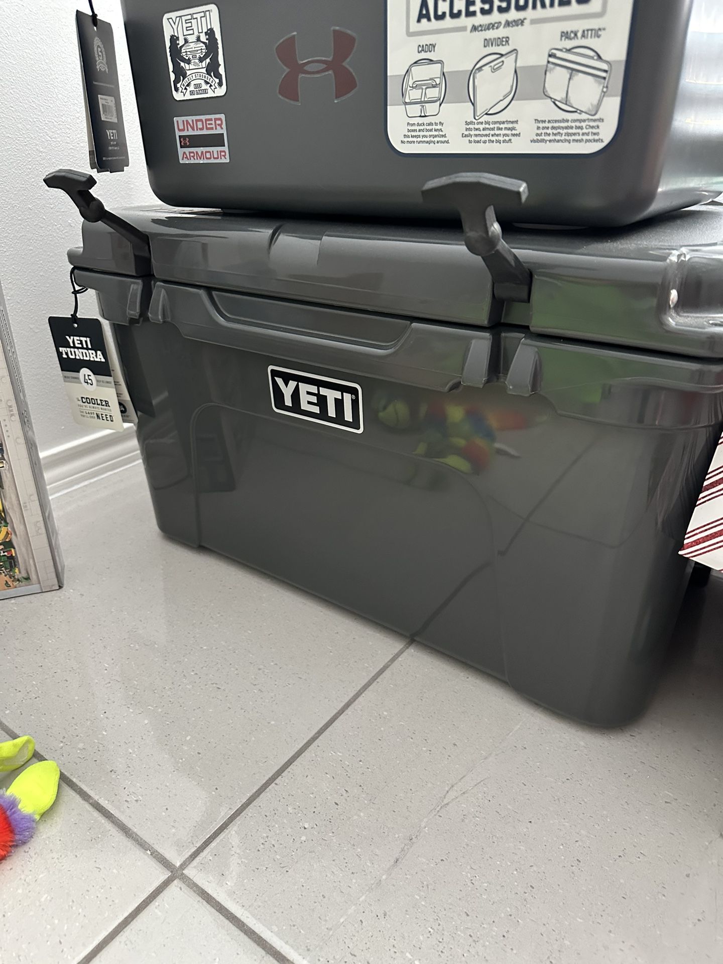 Yeti 45 Charcoal Cooler Rare Brand New