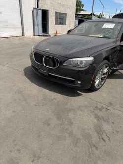 09-15 BMW 750 740 F01 F02 Full PARTOUT 48k miles parts only