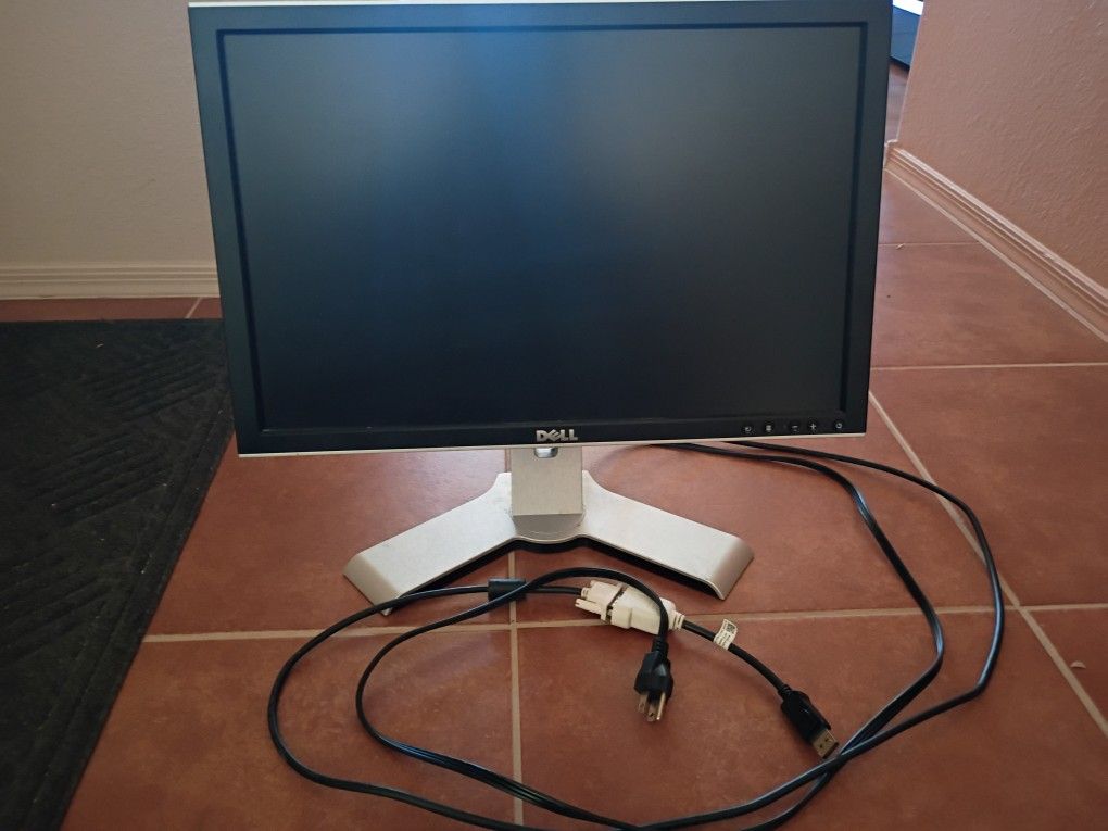 Dell 20 Inch Monitor with Cables