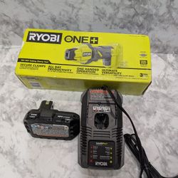 New RYOBI vONE+ 18V Cordless PEX Tubing Clamp Tool and 1.5 Ah Compact Battery and Charger Starter Kit