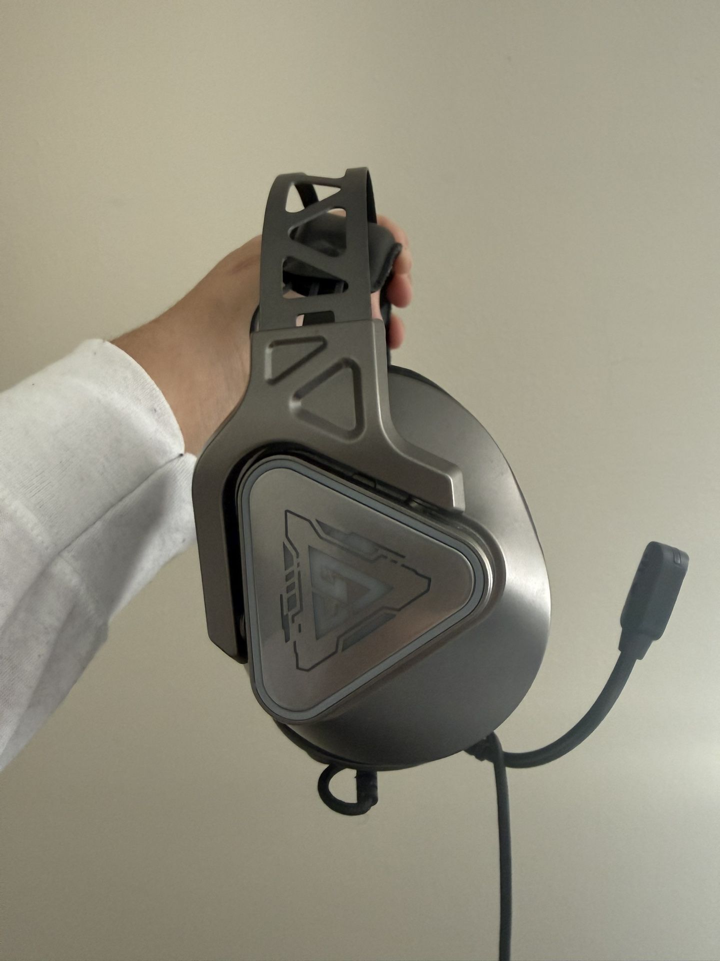 GameStop Light Up headphones 