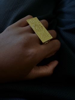 100$ bill ring
