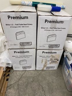 Premium White 1/2-Fold Toilet Seat Covers – 4 Cases