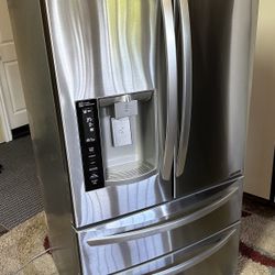 Refrigerator 