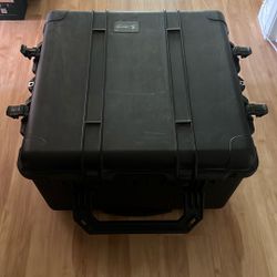 Pelican  1640 Case 