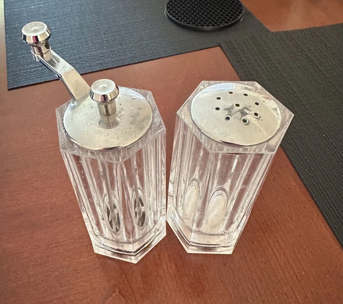 Salt Shaker & Pepper Grinder