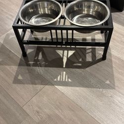 Large Stainless Steel Bowls And Rolled Iron, Black Dog Stand