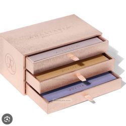 Anastasia Beverly Hills Vault 