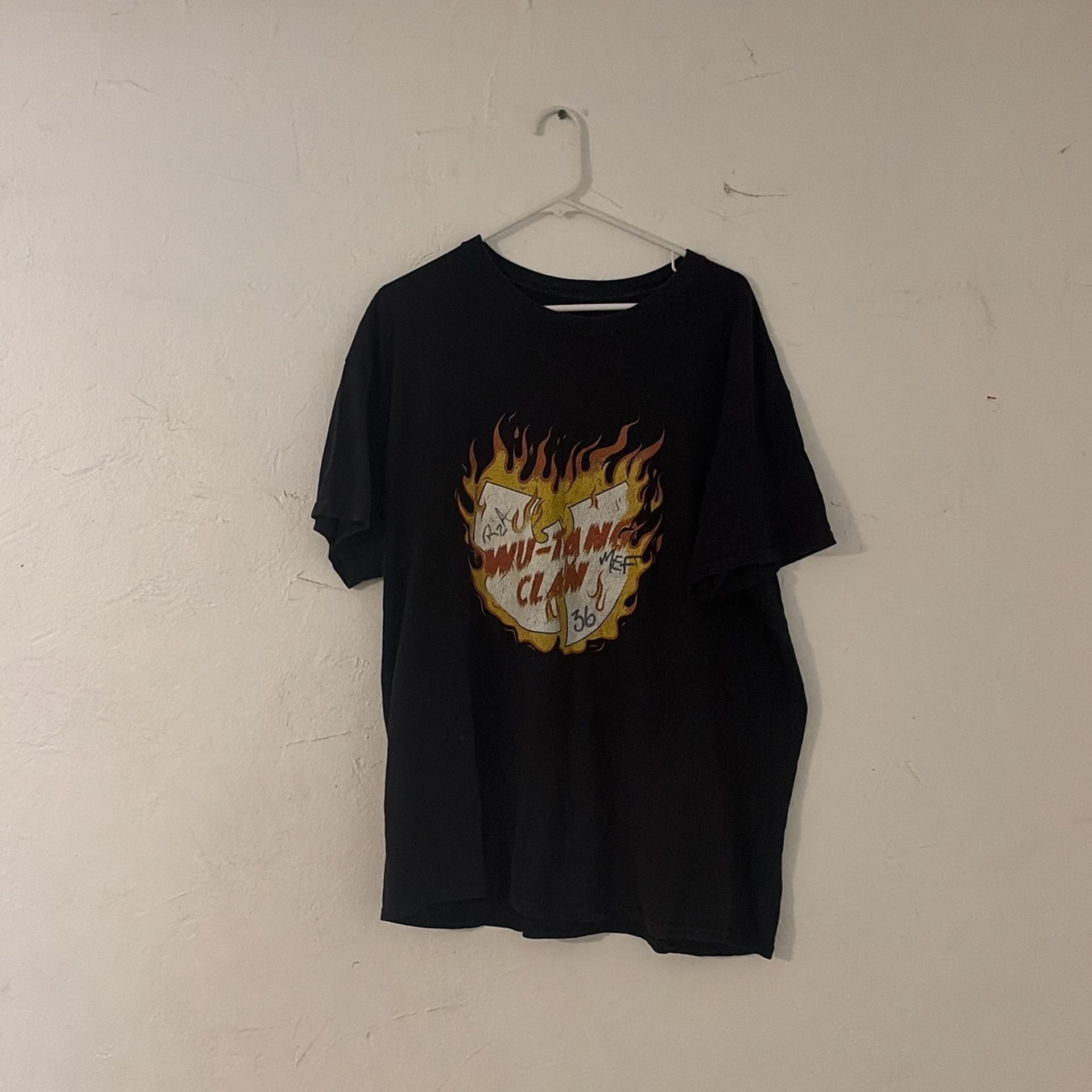WU-TANG CLAN T SIGNED 36 