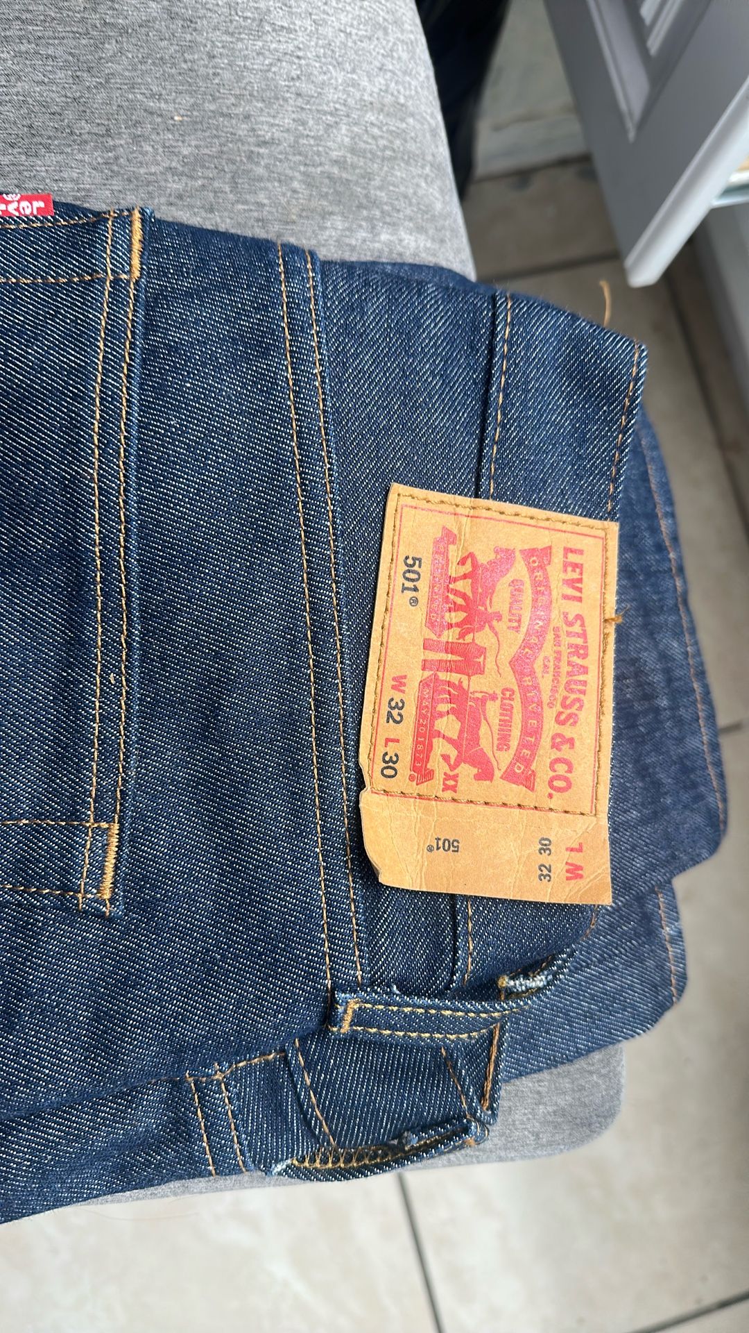 Levis