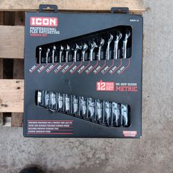 12 PC Ratchetset