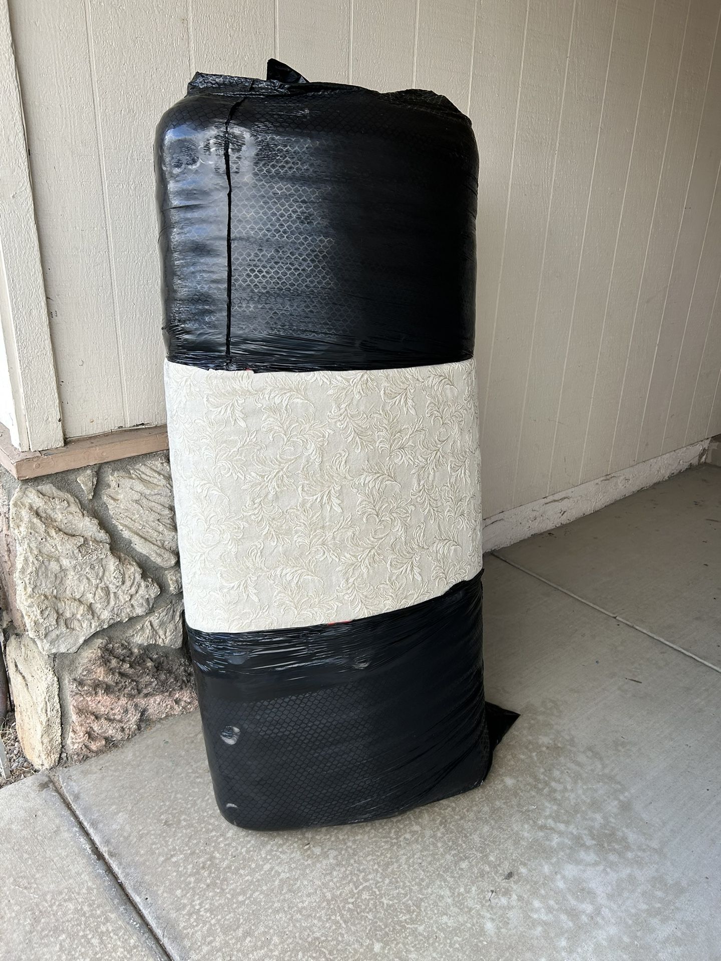 Full Size Futon Frame And Mattress