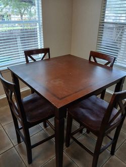 Counter Height Table and Chairs
