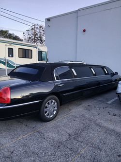 2004 Lincoln Town Car
