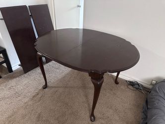 Expandable Dinning Table