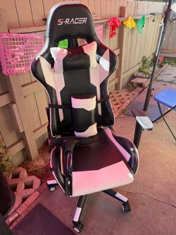 Gaming chair
