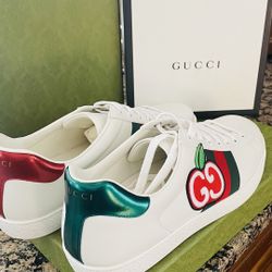 Gucci Shoes New Never Worn 