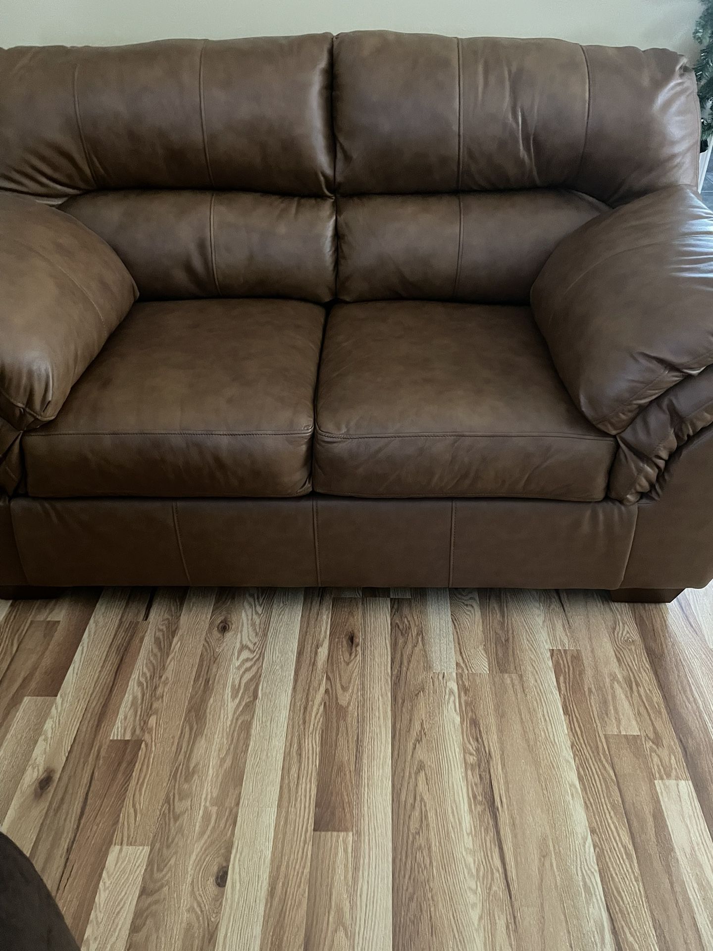 Leather Sofa, Loveseat & Recliner