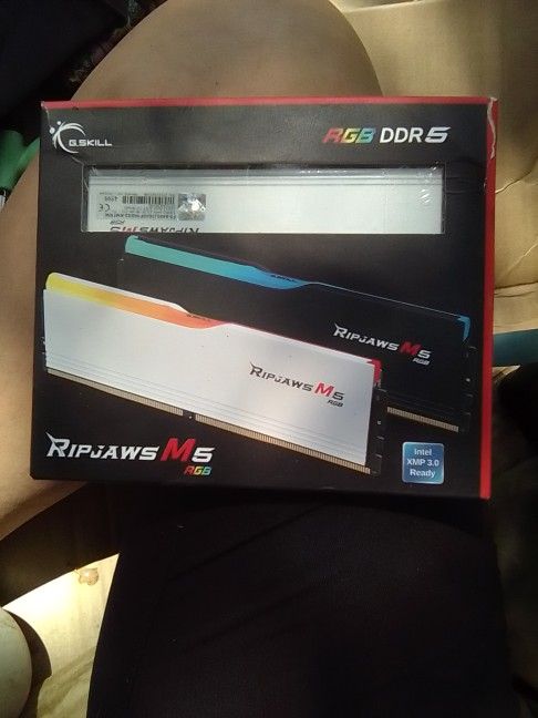 G.Skills RGB Ripjaws Ddr5