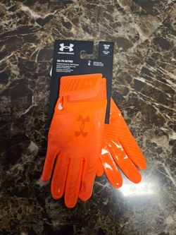 New Under Armour UA F9 NITRO Youth Small Football Gloves Orange YS MSRP$40