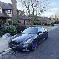 2012 Infiniti G37