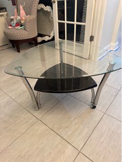 Living center center table