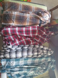4 boys flannel long sleeve shirts size medium
