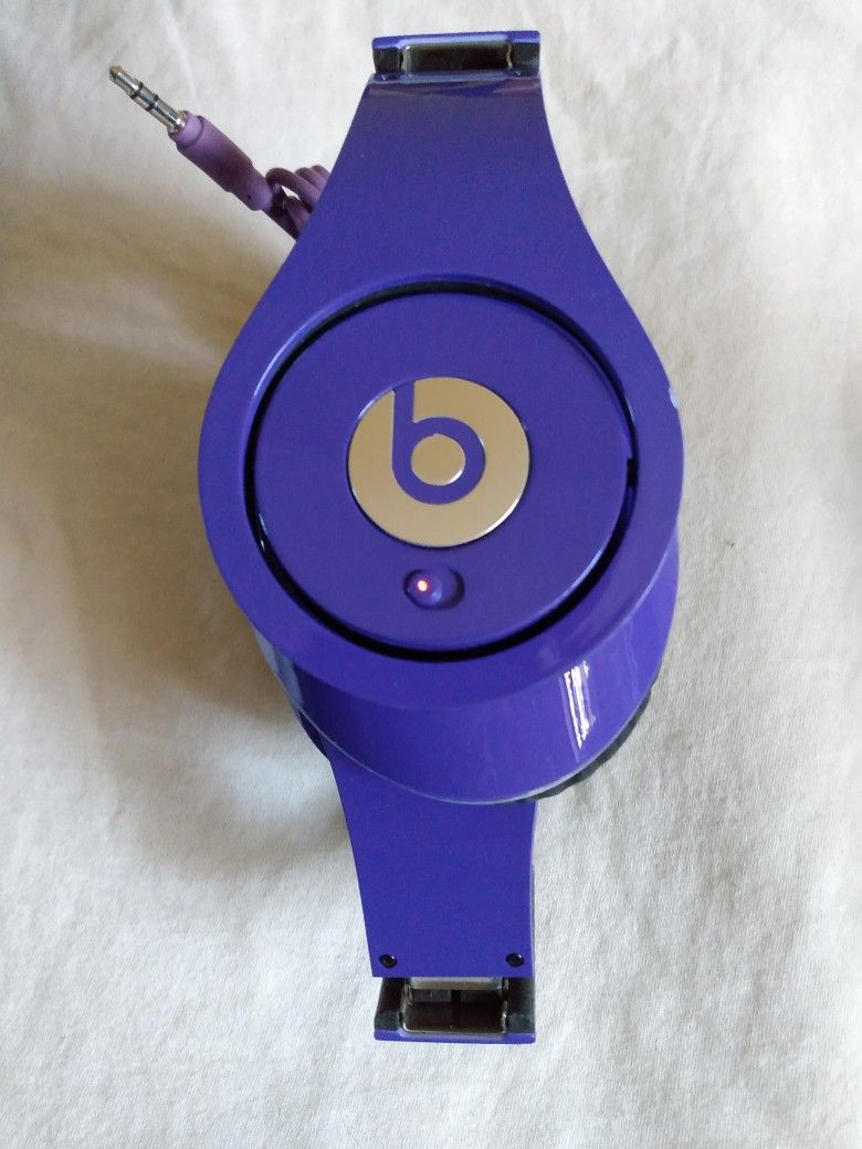 BEATS BY DR DRE HEARTHSTONES WIRED GOOD SOUND