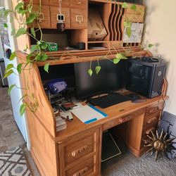Giant Oak Roller Door Desk