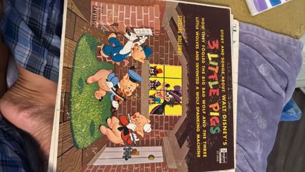 Walt disneys , 3 little pigs vinyl