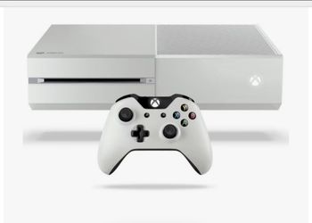 X-box w/ 33 games most of C.O.D.