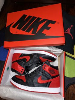 Air Jordan 1 High OG “ Satin Bred”