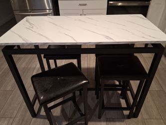 Counter Height Dining Set